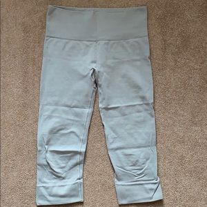 Lululemon Zone In Crop